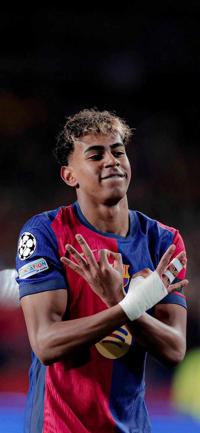 每周老哥热评：德国队两翼萨内齐飞；斯珀特森成惨案开瓶器（老哥周评：德国双翼齐飞萨内高光，斯珀特森成惨案开瓶器）