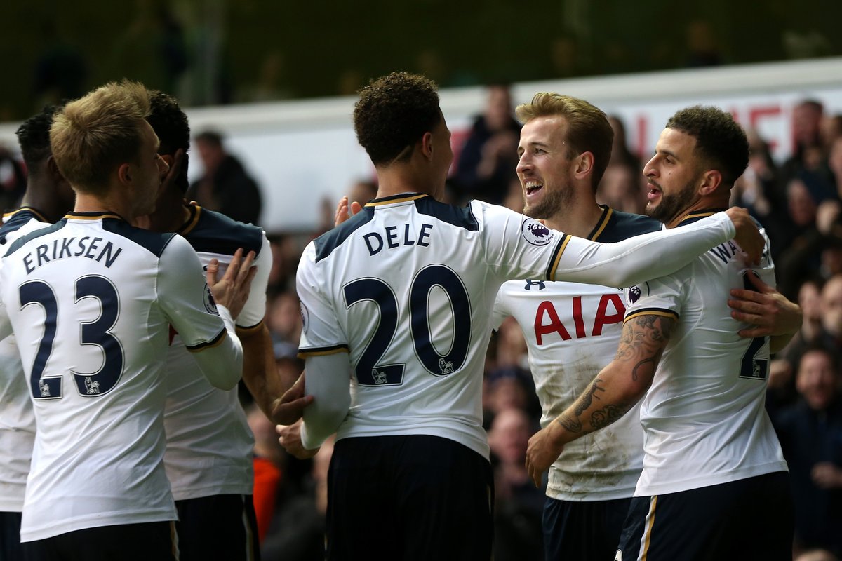 “我爱足球”燃动许昌（“我爱足球”点燃许昌激情）