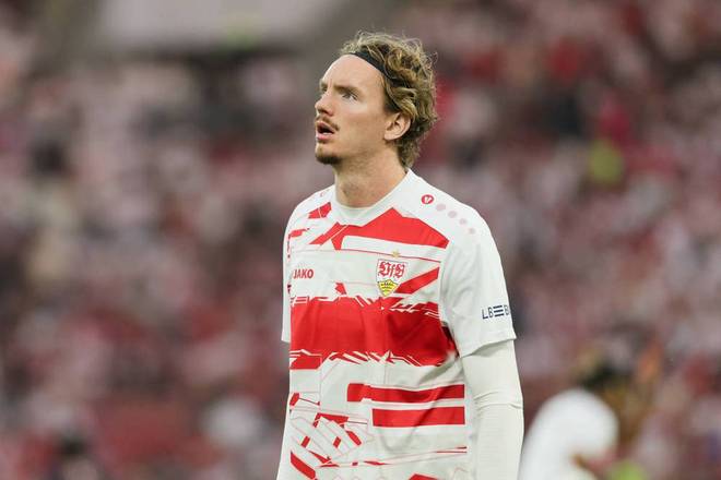 阿斯：即使巴萨最后两轮欧冠全胜，也大概率要去踢附加赛（阿斯报：即便巴萨余下两场欧冠全胜，仍大概率要打附加赛）