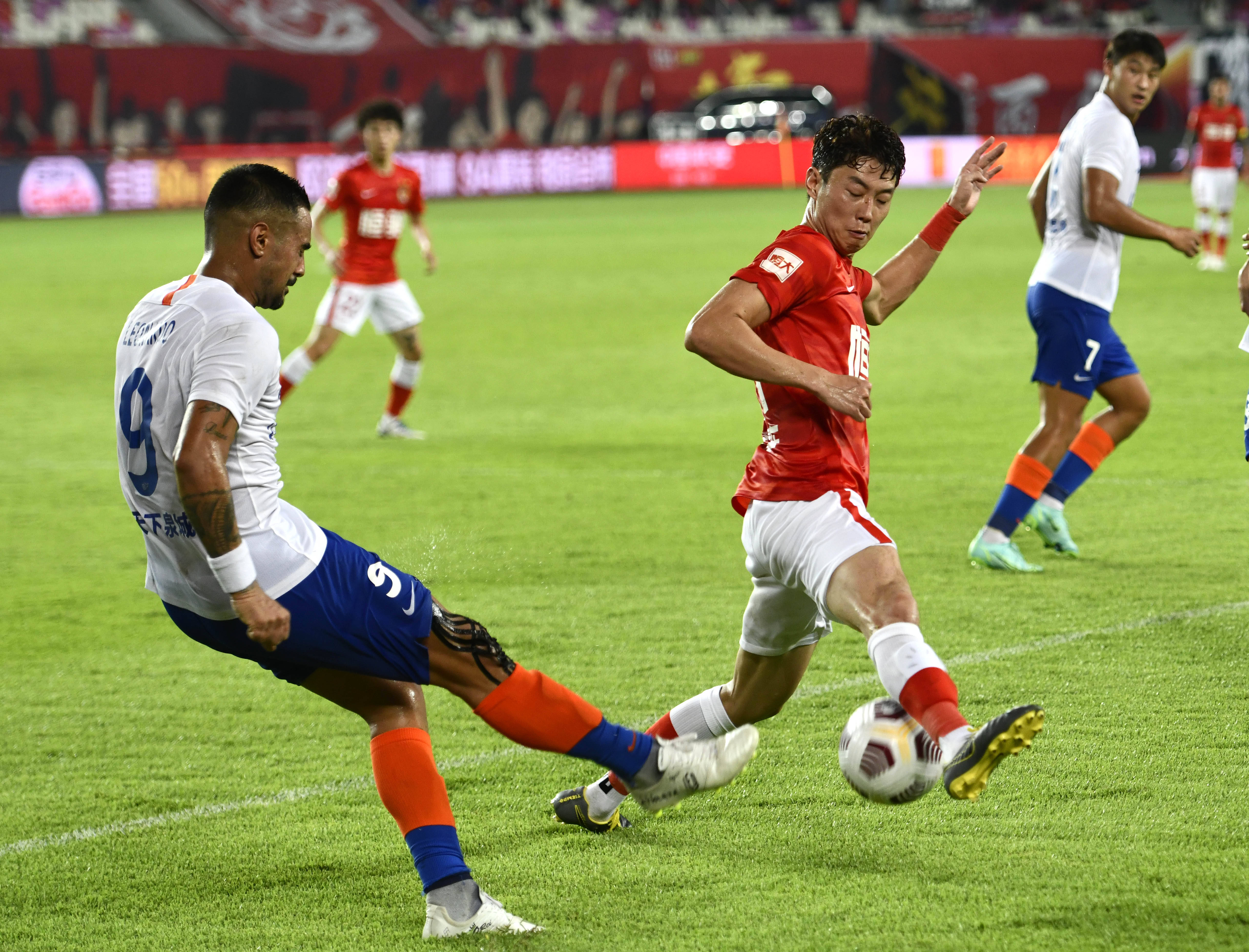 齐达内：初到尤文时不明白为什么训练那么狠；尤文会再次伟大