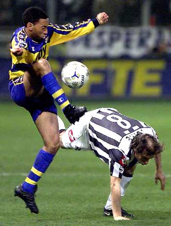 能否做到？英格兰有望队史第二次取得正式比赛10连胜